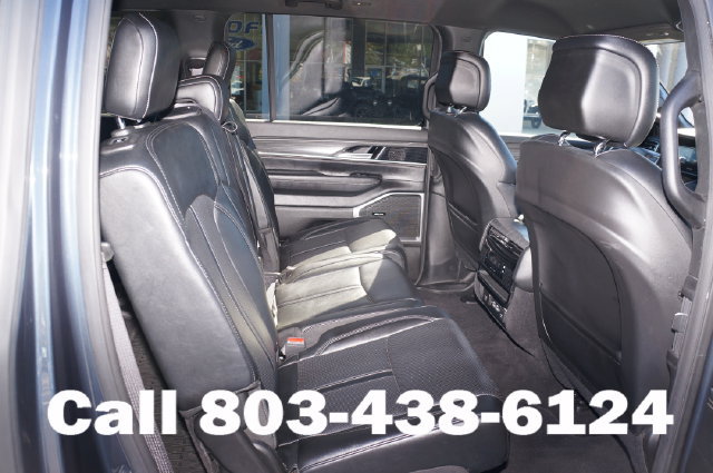 Used 2024 Jeep Wagoneer L Series II RWD image 20