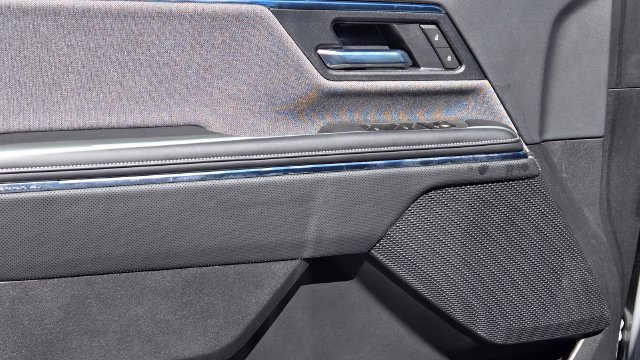 Used 2026 GMC Sierra EV Elevation AWD/4WD image 15