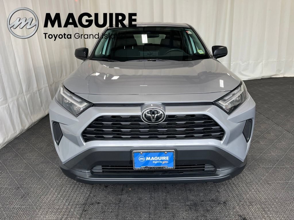 Used 2024 Toyota RAV4 LE AWD/4WD image 33