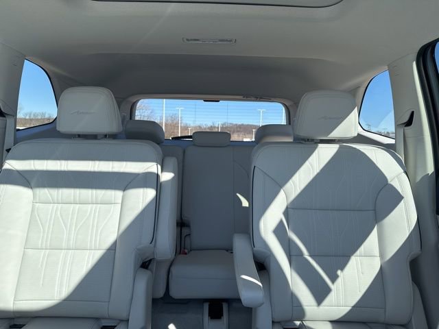 New 2026 Buick Enclave Avenir w/ Super Cruise Package AWD/4WD image 36