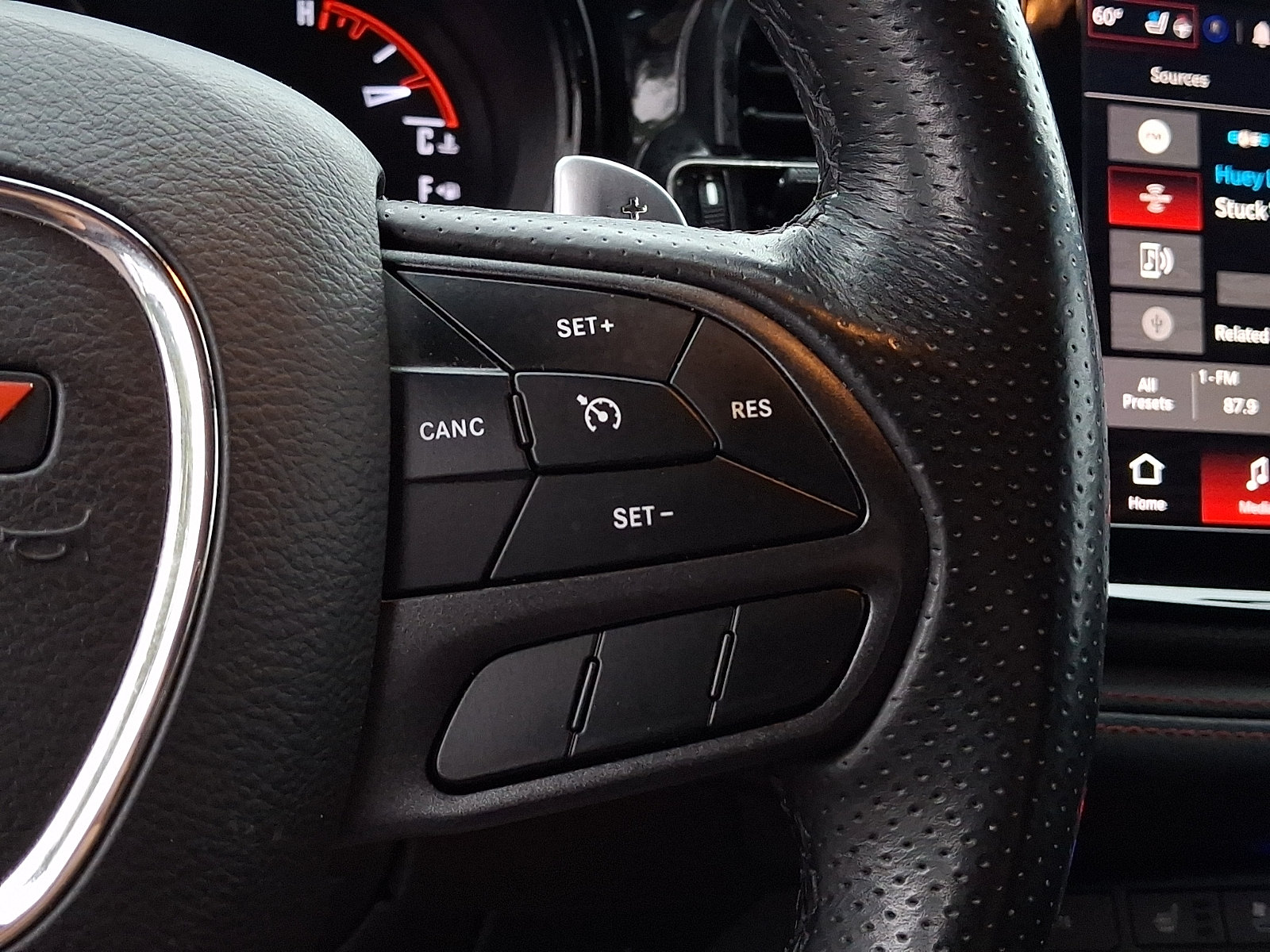 Used 2022 Dodge Durango R/T w/ Blacktop Package AWD/4WD image 23