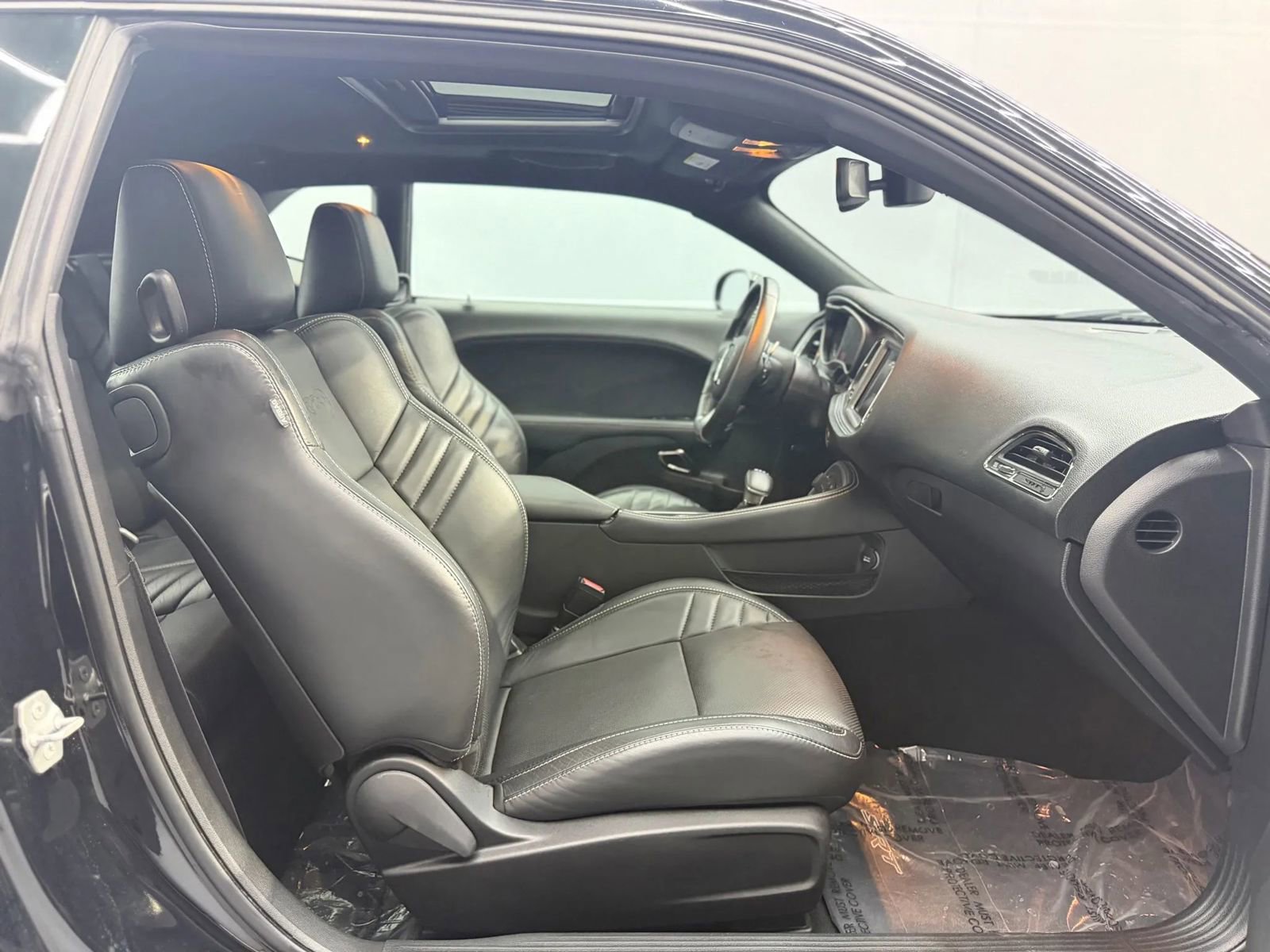 Used 2019 Dodge Challenger SRT Hellcat Redeye image 28