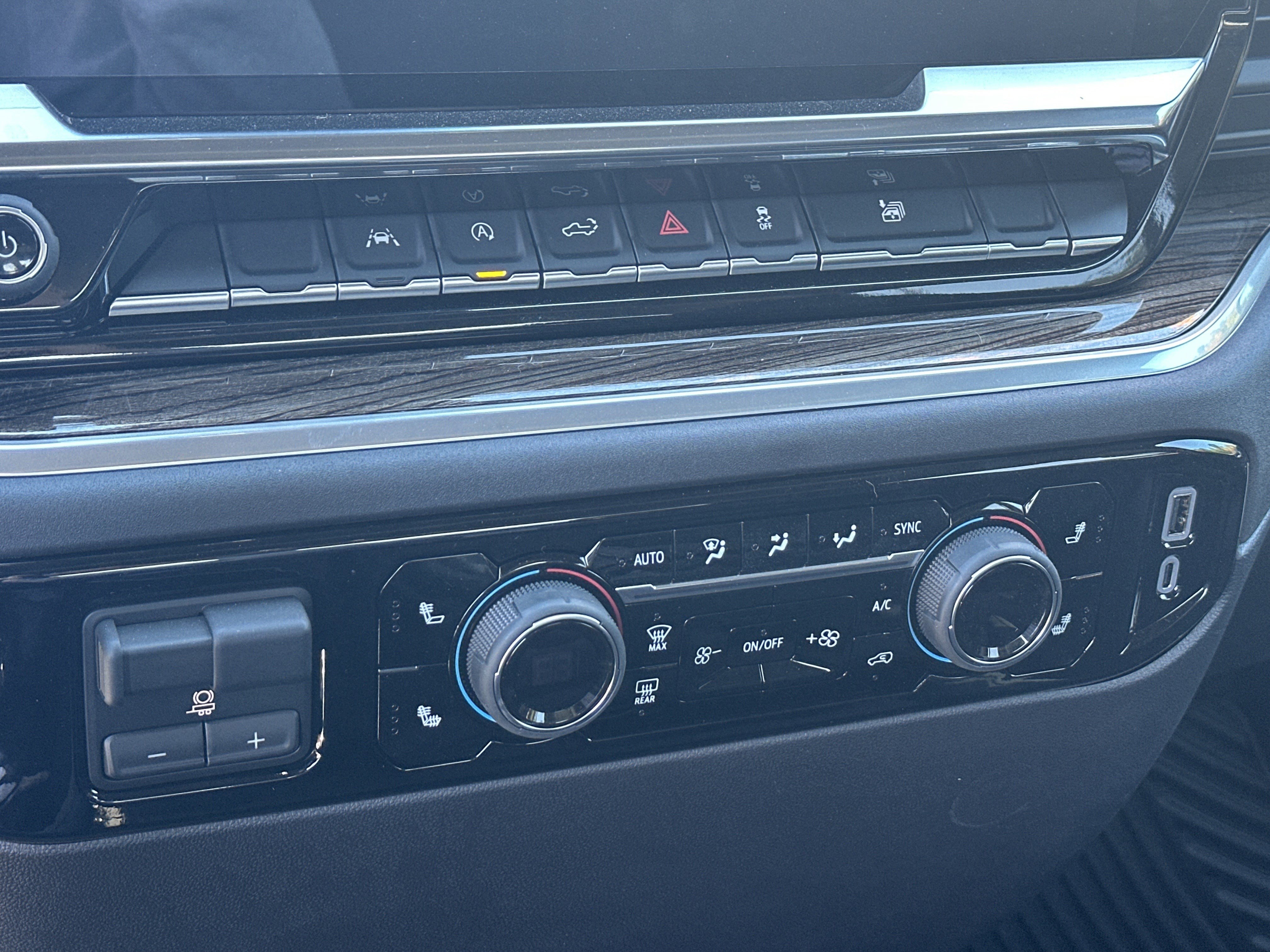 New 2026 Chevrolet Silverado 1500 LT image 26