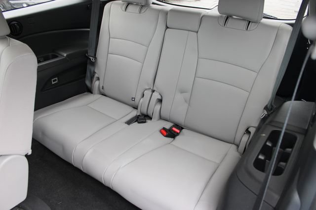 Used 2021 Honda Pilot Special Edition image 43