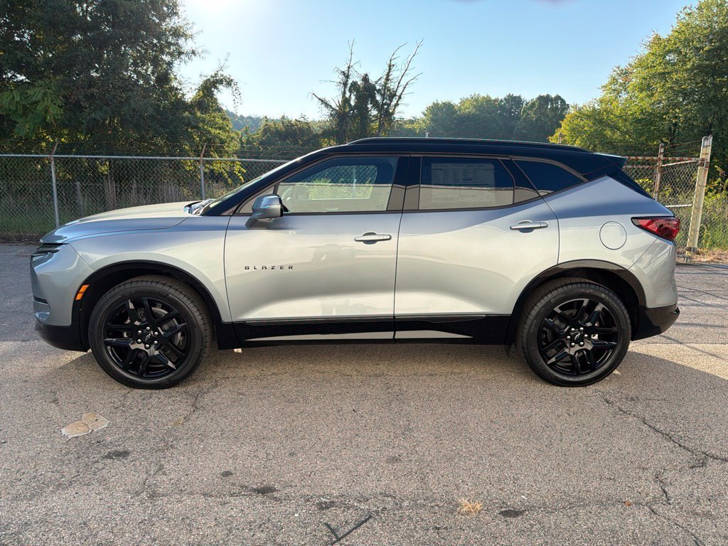 New 2026 Chevrolet Blazer RS w/ Driver Confidence II Package AWD/4WD image 5