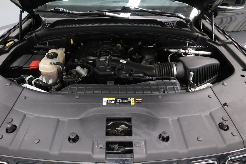 Used 2022 Jeep Grand Cherokee L Limited image 13