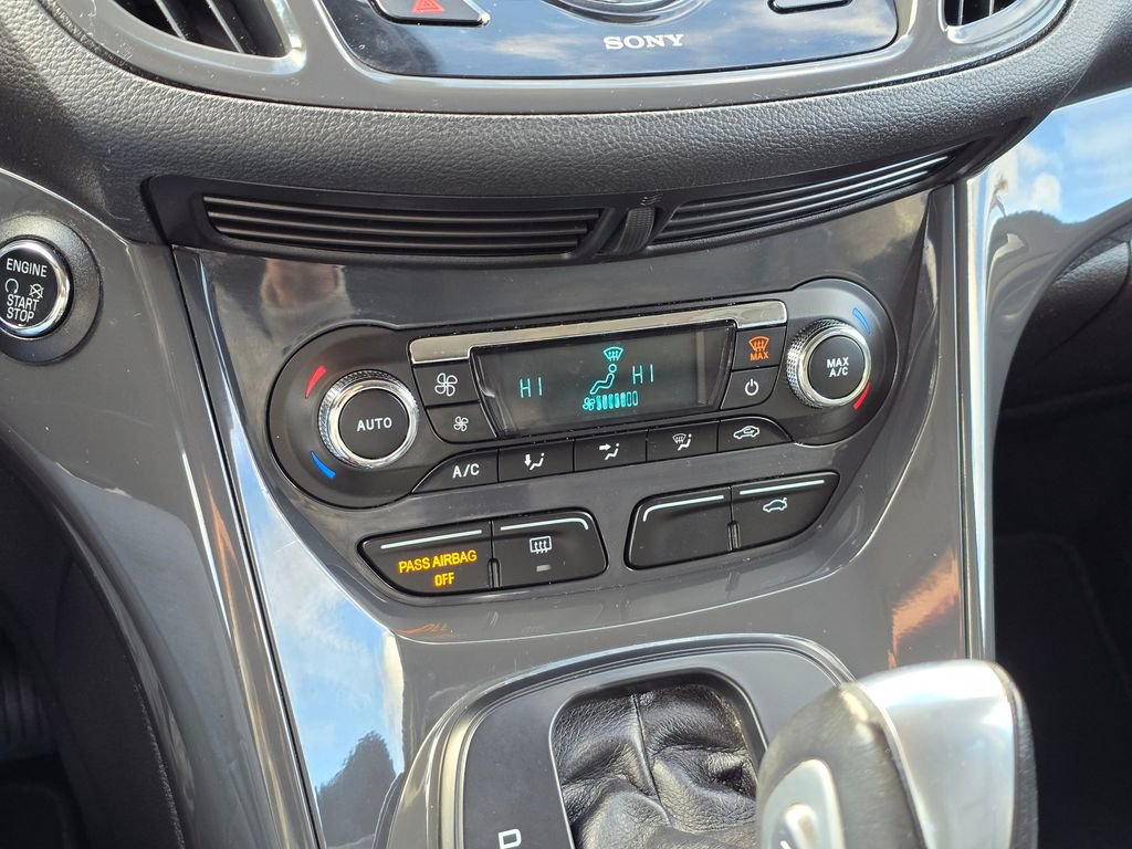 Used 2015 Ford Escape Titanium AWD/4WD image 23
