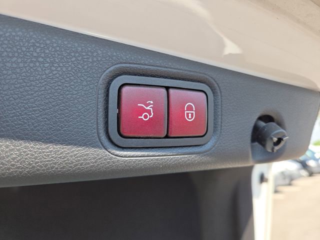 Certified 2019 Mercedes-Benz E 300 4MATIC image 28