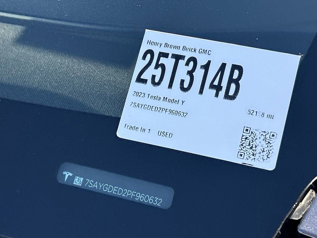 Used 2023 Tesla Model Y 2WD image 33