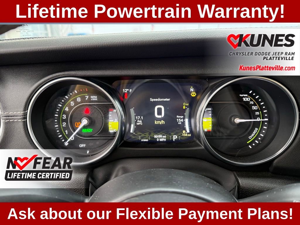 Used 2023 Jeep Wrangler Unlimited Sahara AWD/4WD image 27