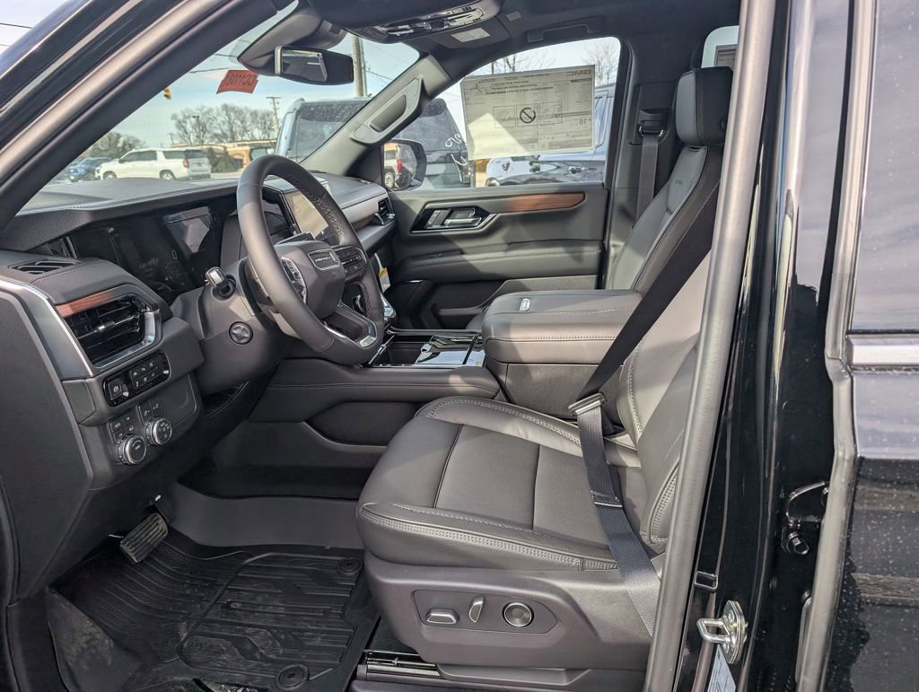 New 2026 GMC Yukon XL Denali w/ Sun & Power Step Package image 13