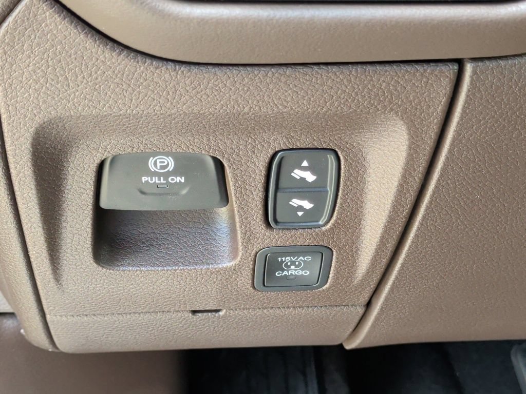 New 2026 RAM 1500 Limited AWD/4WD image 17