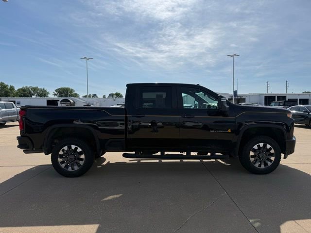 Used 2021 Chevrolet Silverado 2500 LTZ w/ Carhartt Edition AWD/4WD image 2