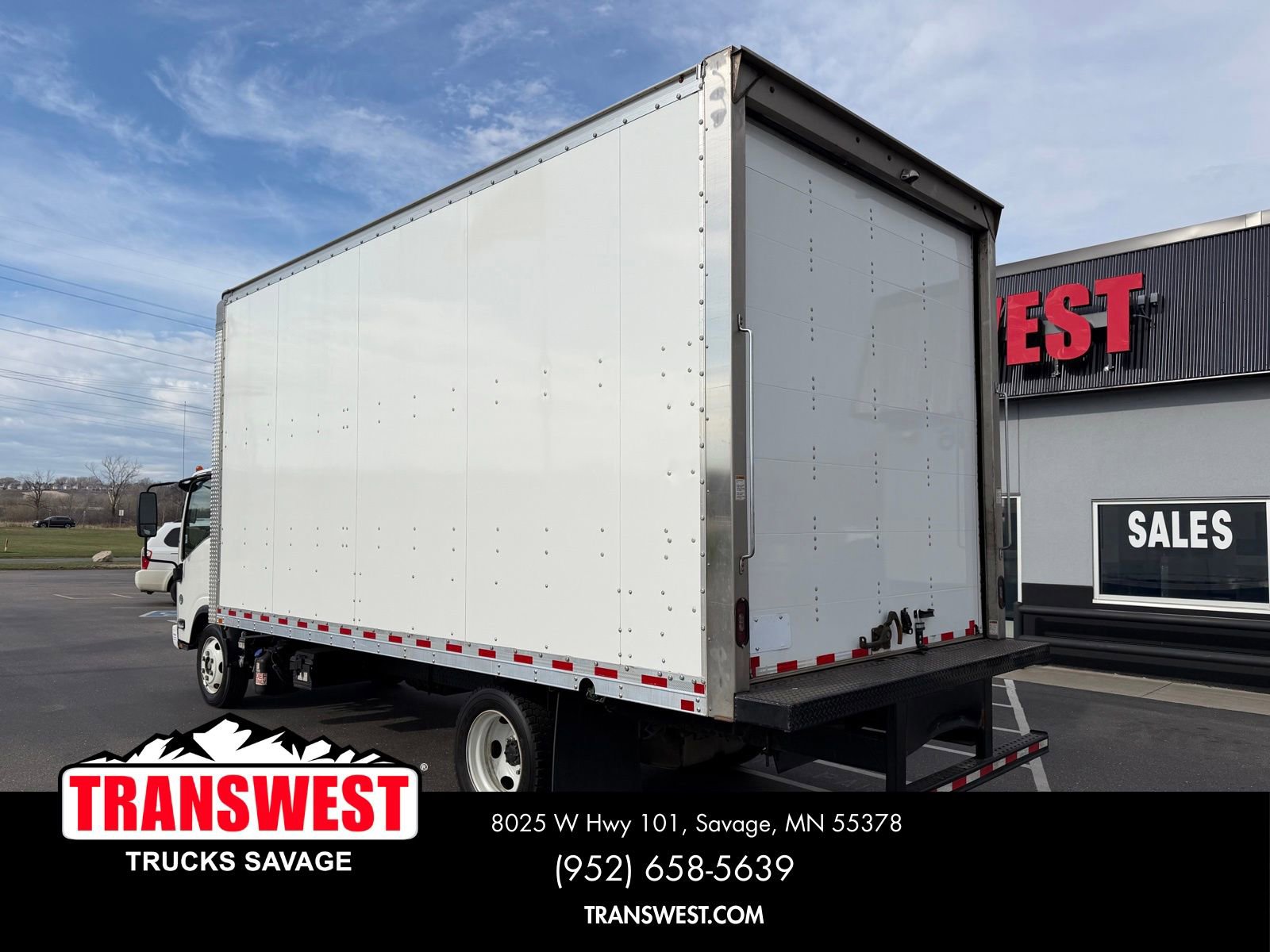 Used 2023 Chevrolet Low Cab Forward 5500XD RWD image 3