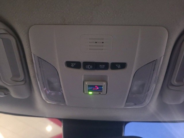 Used 2022 Toyota Corolla LE image 30