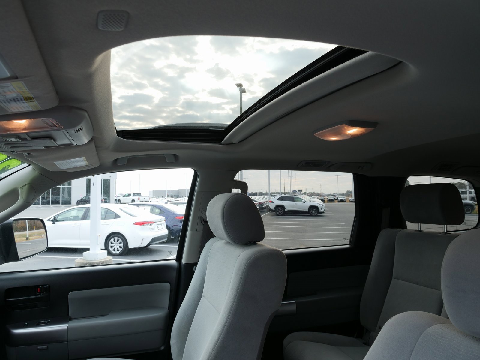 Used 2022 Toyota Sequoia SR5 image 22