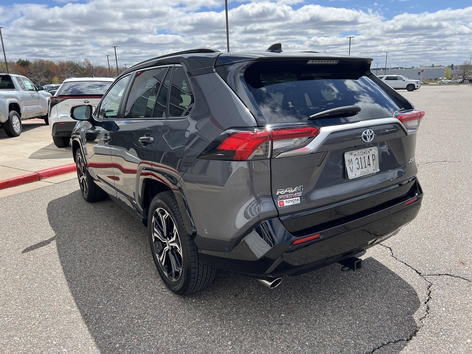 Used 2024 Toyota RAV4 XSE w/ Weather Package AWD/4WD image 11