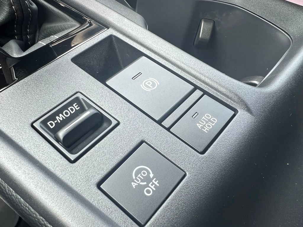 New 2026 Nissan Sentra SV w/ SV Convenience Package FWD image 19