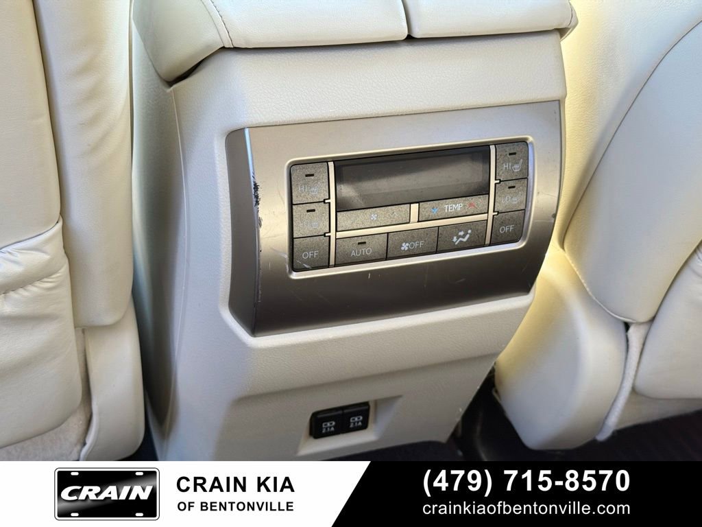 Used 2020 Lexus GX 460 Premium w/ Premium Package image 28