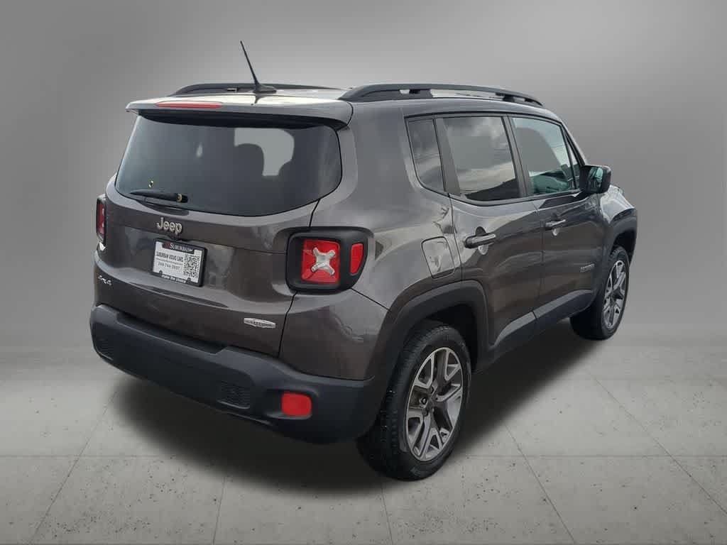 Used 2017 Jeep Renegade Latitude w/ Cold Weather Group AWD/4WD image 6
