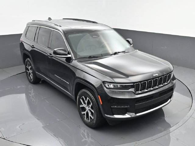 Used 2023 Jeep Grand Cherokee L Limited AWD/4WD image 25