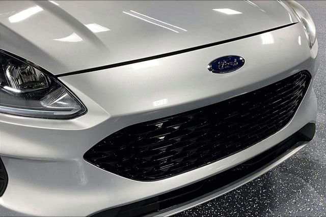 Used 2020 Ford Escape SE image 27