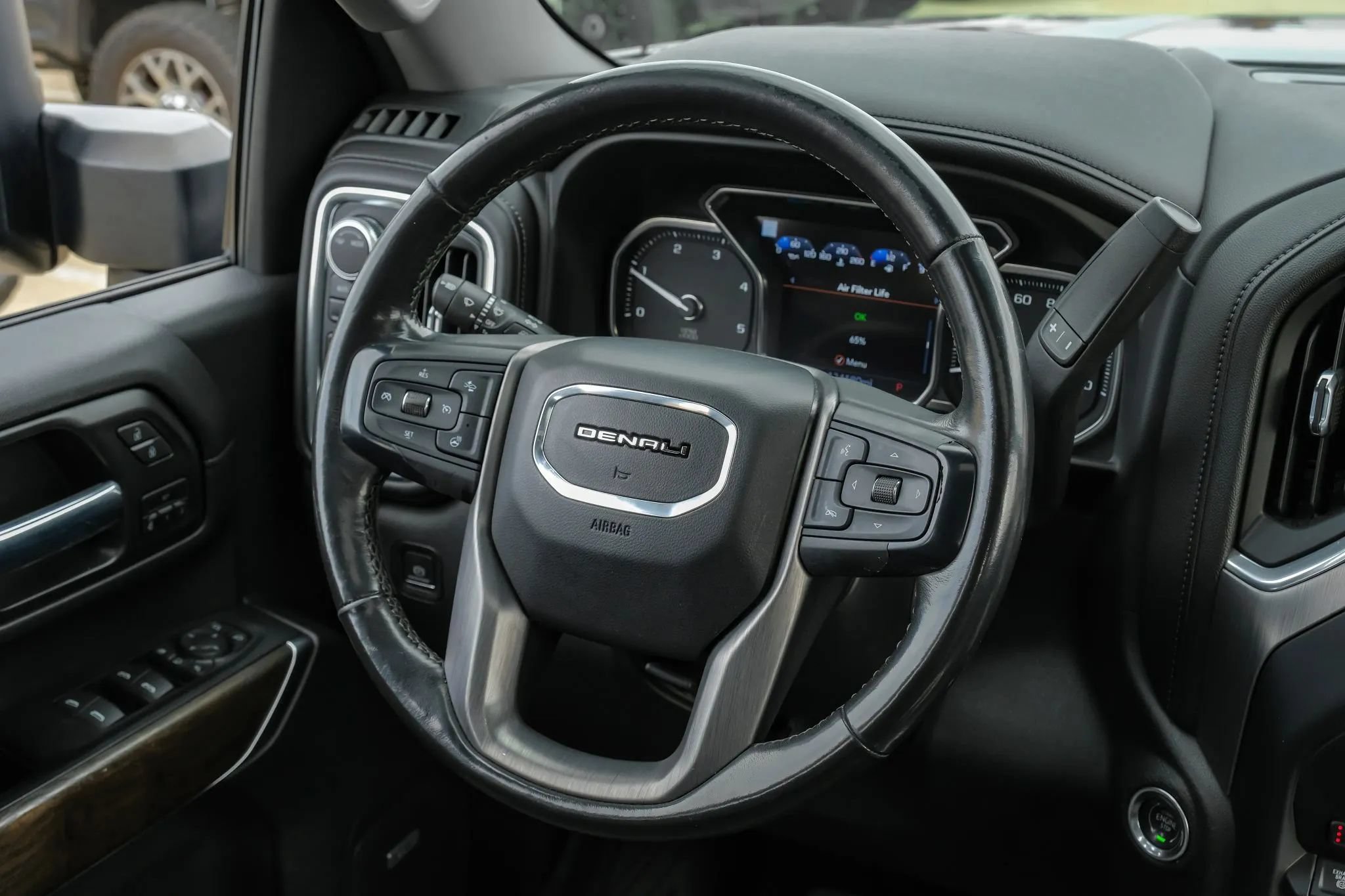 Used 2020 GMC Sierra 2500 Denali w/ Denali Ultimate Package AWD/4WD image 23