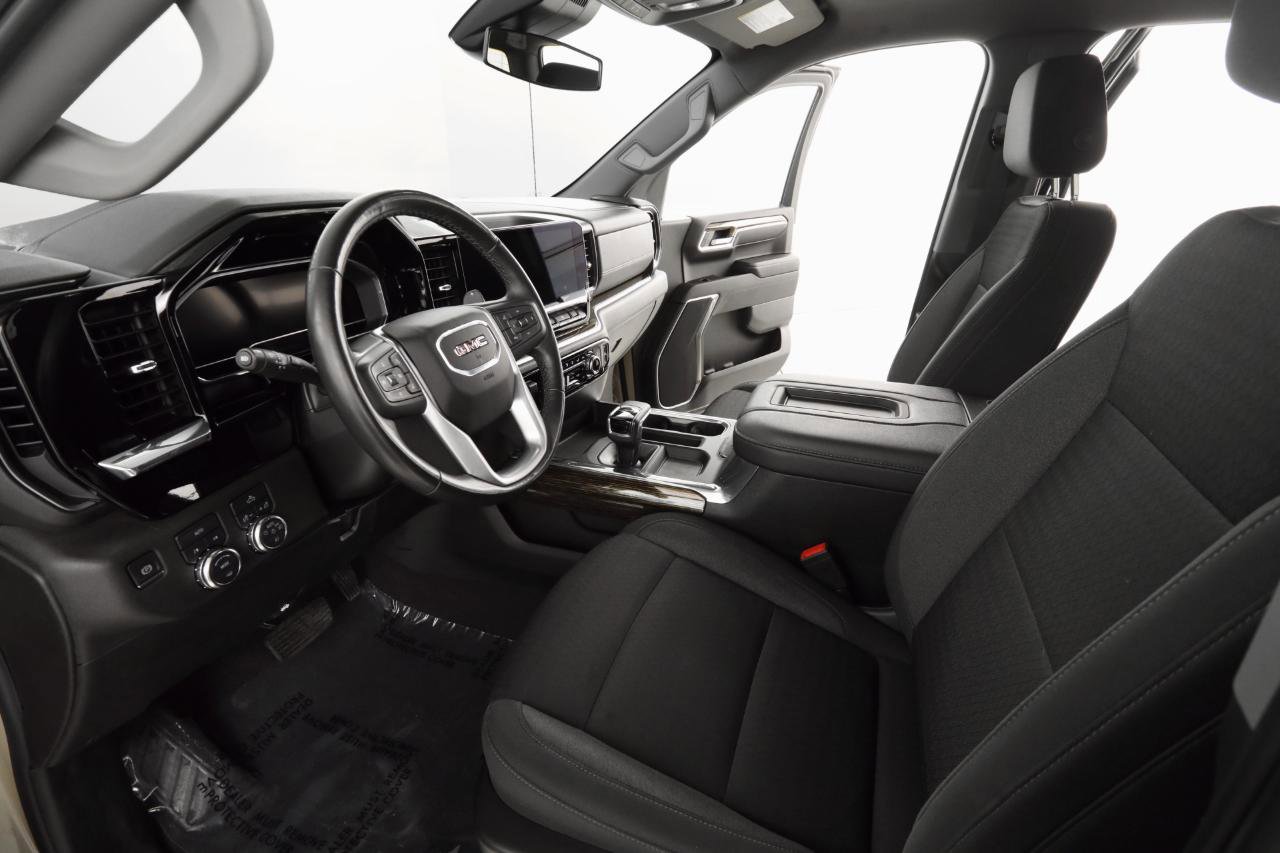 Used 2022 GMC Sierra 1500 Elevation image 12