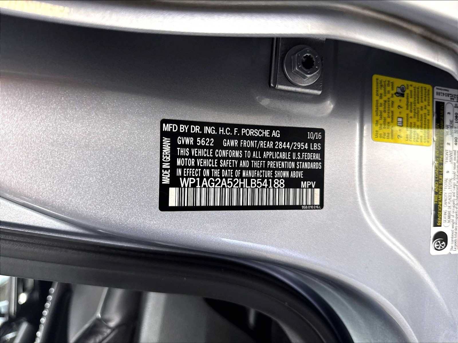 Used 2017 Porsche Macan GTS AWD/4WD image 35