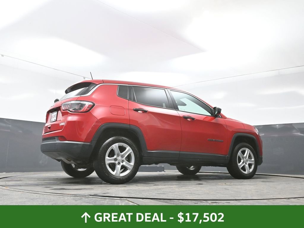 Used 2023 Jeep Compass Sport image 49