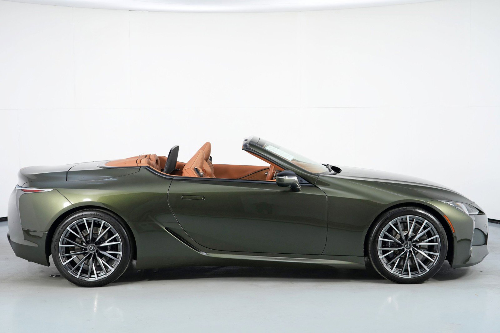 Used 2024 Lexus LC 500 Convertible w/ Touring Package image 49