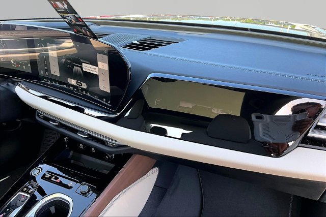 New 2026 Audi A6 Premium Plus AWD/4WD image 16