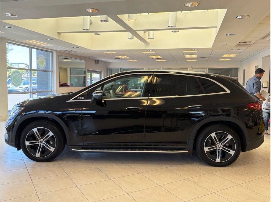 Used 2023 Mercedes-Benz EQE 350+ SUV image 8