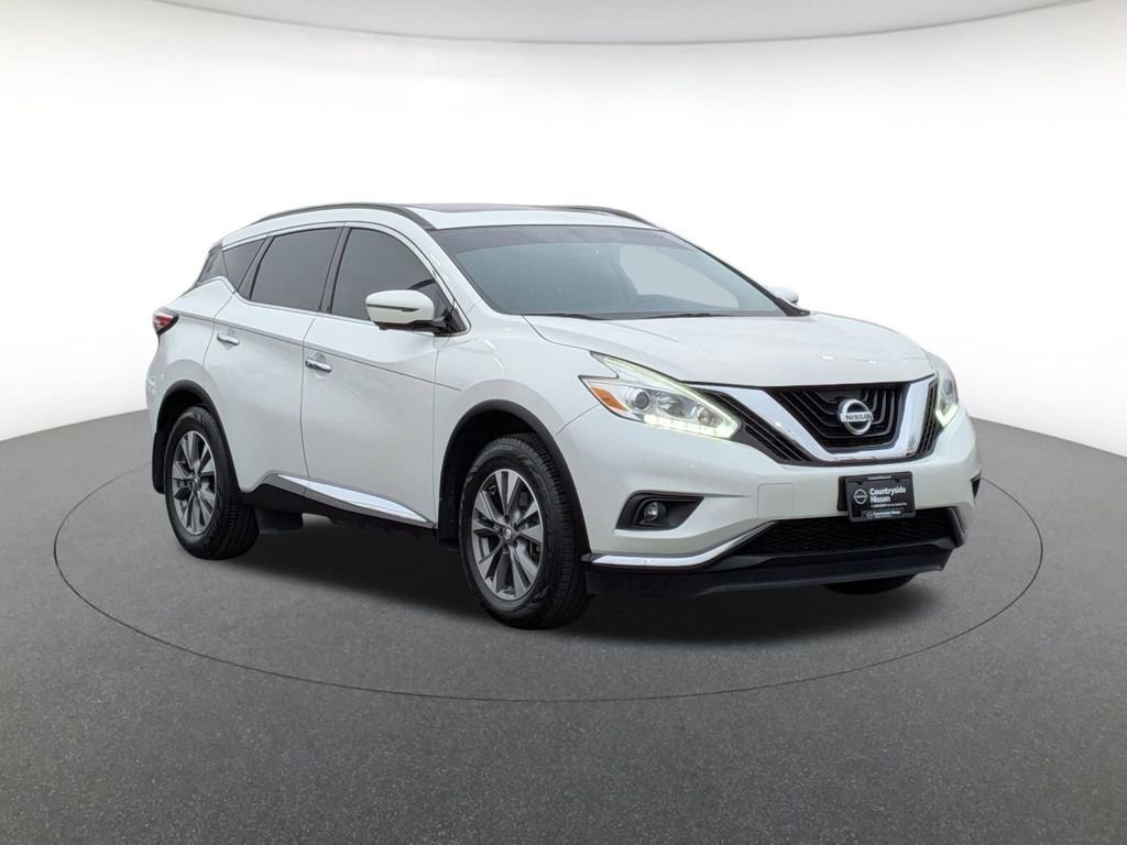 Used 2017 Nissan Murano SV w/ Premium Plus Package image 3
