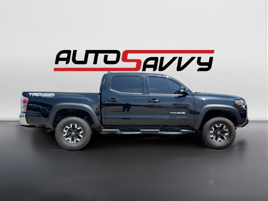 Used 2022 Toyota Tacoma TRD Off-Road AWD/4WD image 8