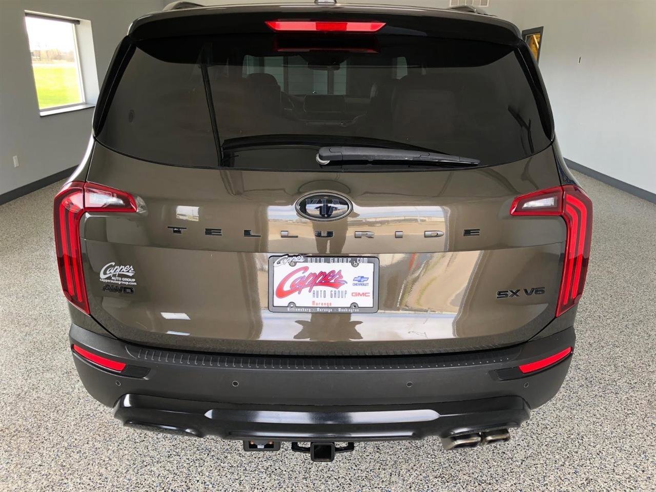 Used 2021 Kia Telluride SX w/ SX Prestige Package image 3