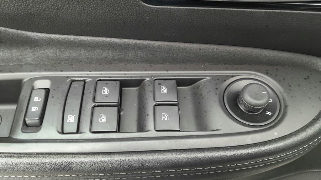 Used 2022 Buick Encore Preferred w/ Safety Package image 16