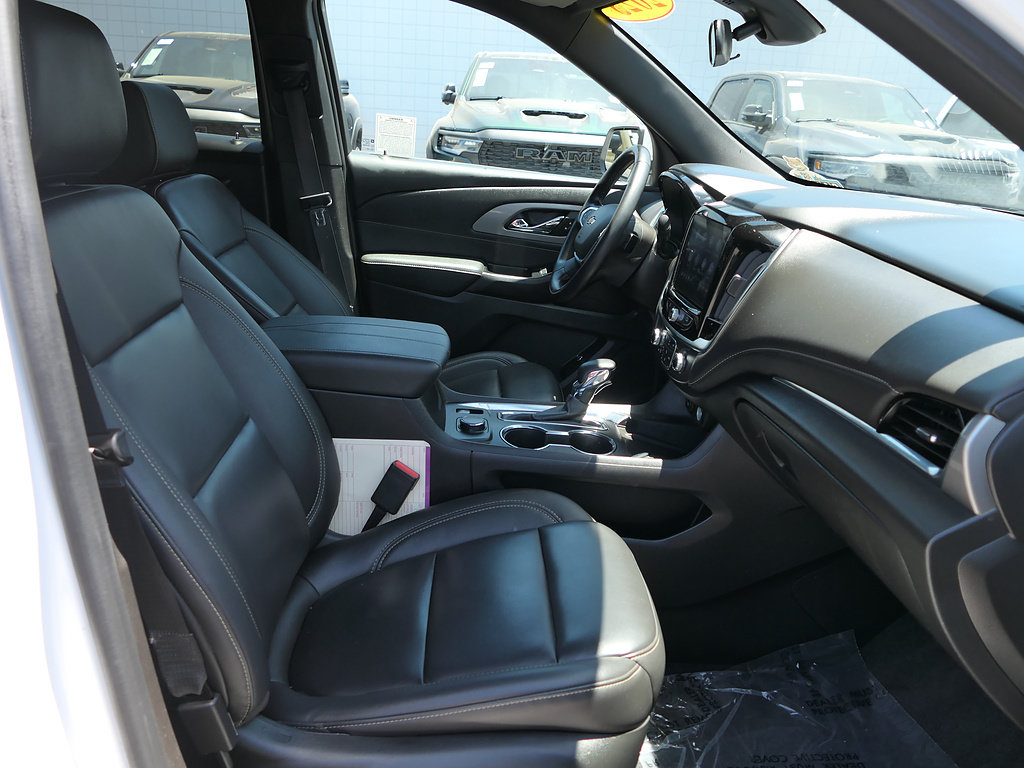 Used 2023 Chevrolet Traverse LT FWD image 26