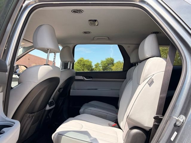 Used 2024 Hyundai Palisade SEL FWD image 11