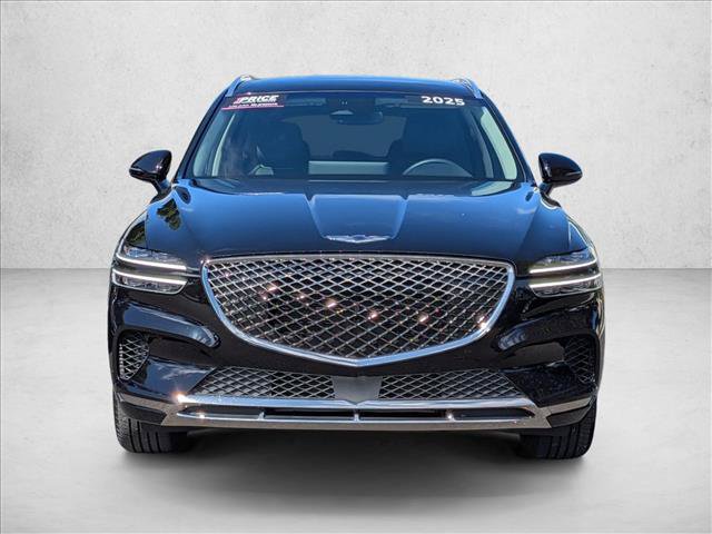 Used 2025 Genesis GV70 2.5T AWD/4WD image 2