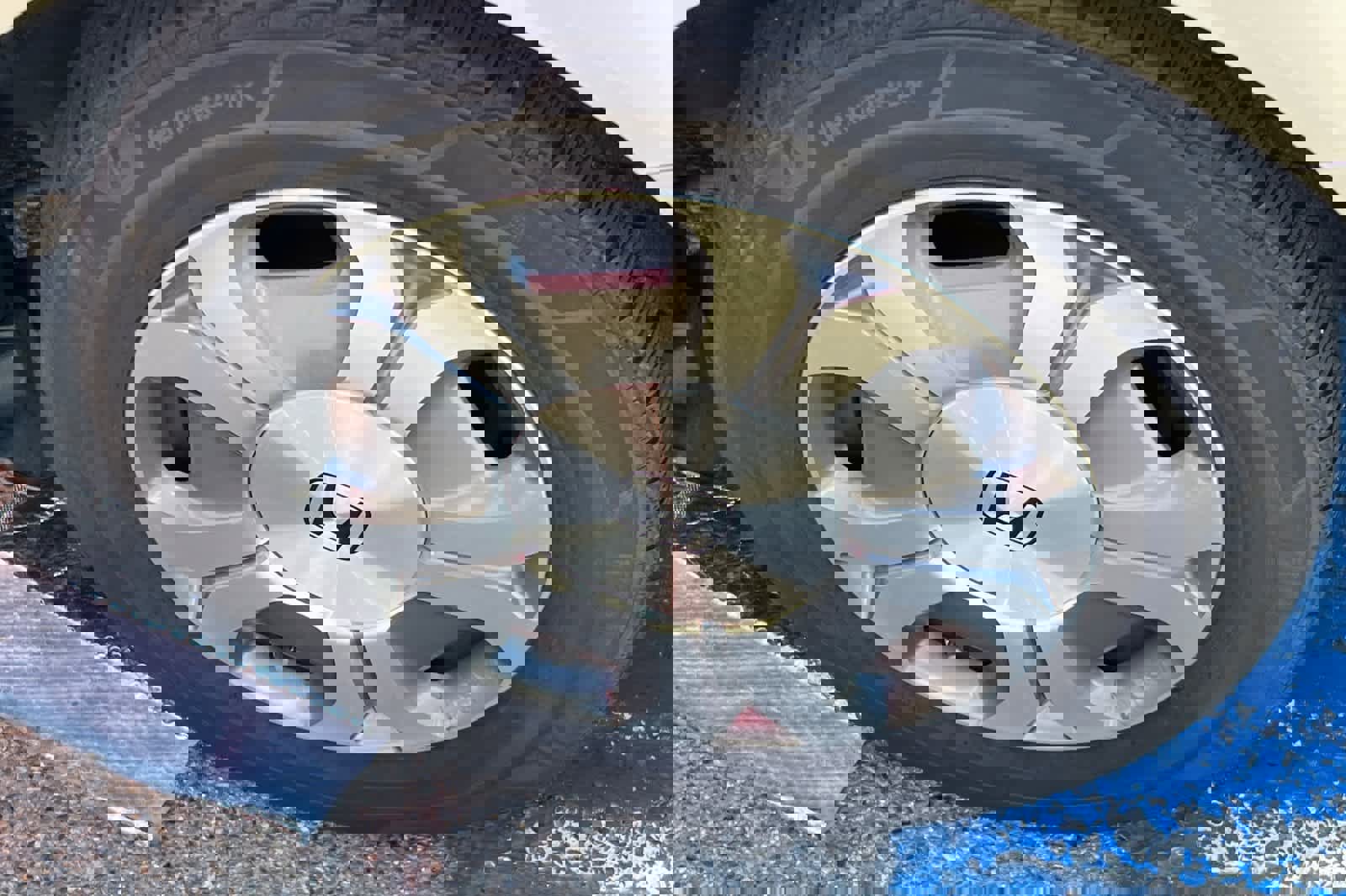 Used 2012 Honda Civic Hybrid Sedan image 22