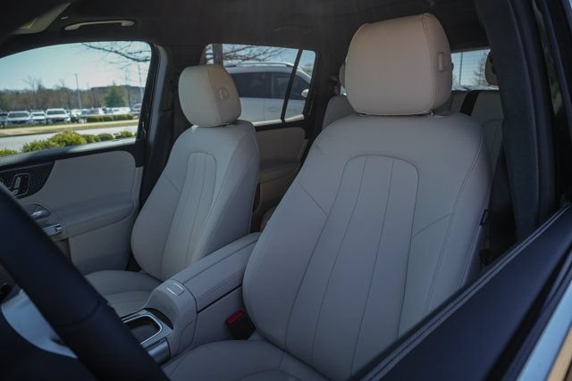 Certified 2026 Mercedes-Benz GLB 250 4MATIC image 11