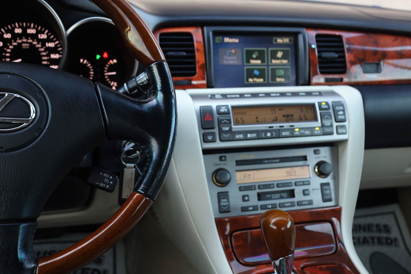 Used 2007 Lexus SC 430 Convertible w/ Preferred Accessory Pkg RWD image 26