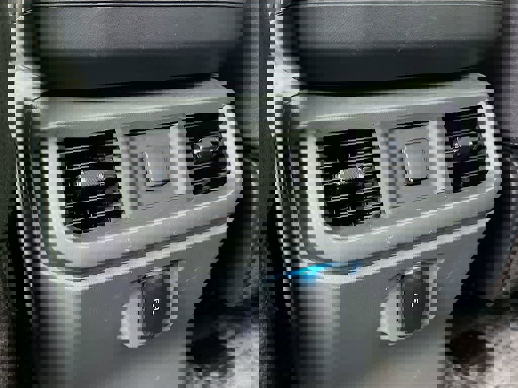 Used 2022 Ford F150 XLT w/ Equipment Group 301A Mid image 13