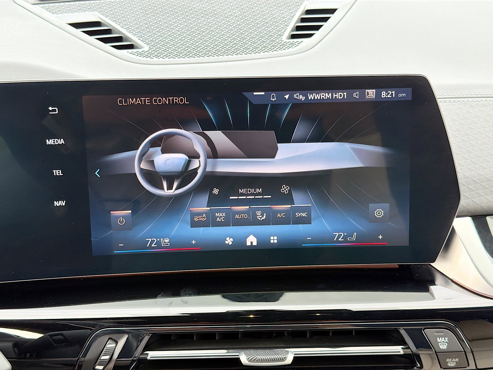 Used 2025 BMW X2 xDrive28i AWD/4WD image 33