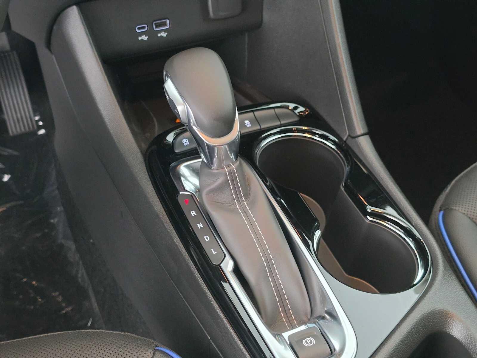 New 2026 Buick Encore GX Sport Touring w/ Advanced Technology Package FWD image 31