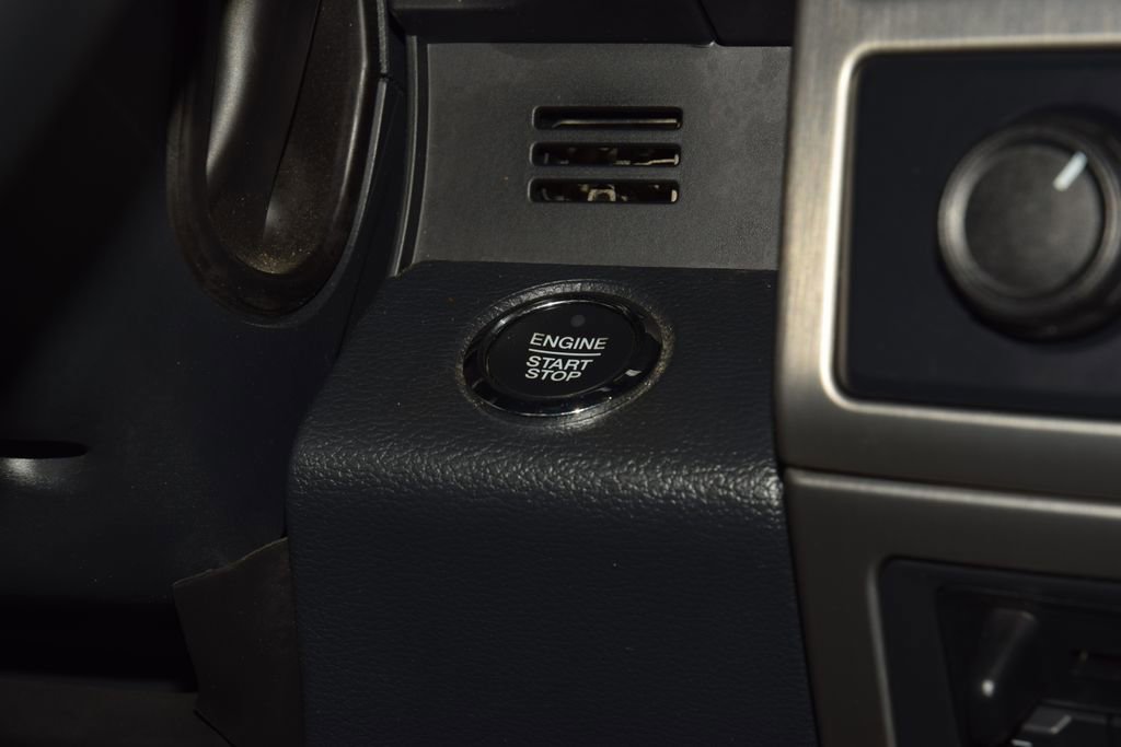 Used 2022 Ford F350 Platinum image 34