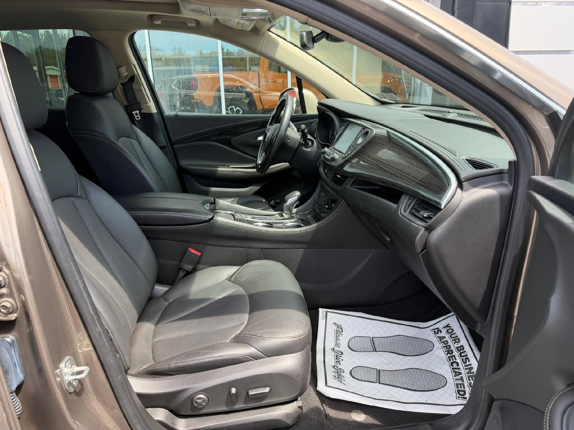 Used 2017 Buick Envision Premium AWD/4WD image 31