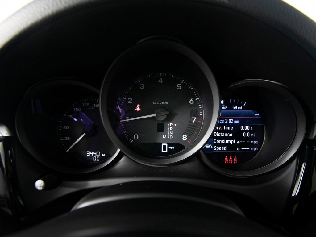 Certified 2026 Porsche Macan AWD/4WD image 22