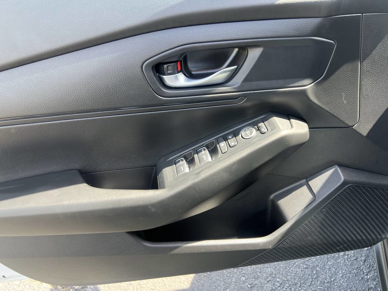 Used 2024 Honda Accord LX image 35